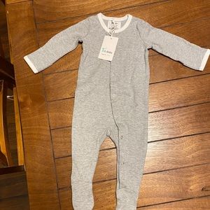 O2 3-6 month button front onesie NWT